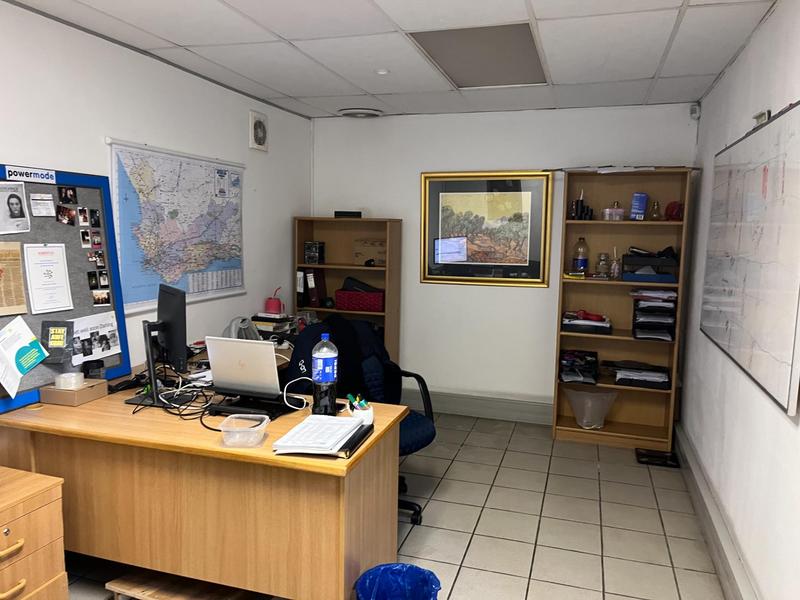 To Let Commercial Property for Rent in Montague Gardens Western Cape
